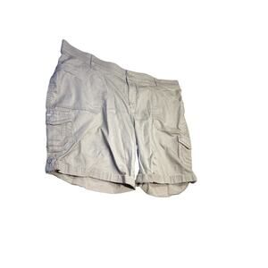 Lee Sinfully Soft Women's Khaki Mid-Rise Cargo Shorts Size 24 Medium